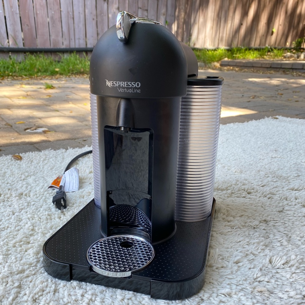 Nespresso Vertuoline Machine